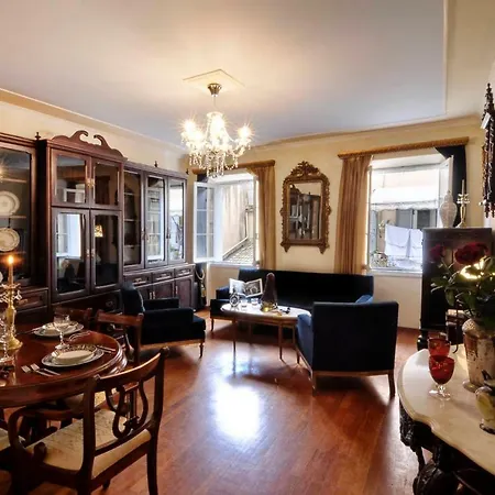 La Casa Del' Maestro Апартаменты *