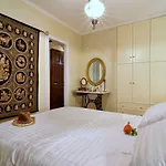 La Casa Del' Maestro *